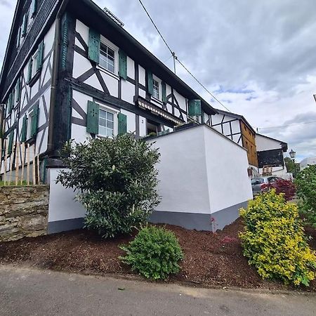 Ferienwohnung Bergischer Dreiklang Windeck Exterior foto